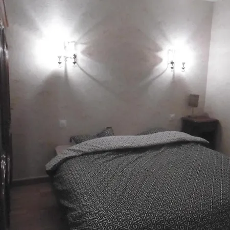 L'estagnole Estaing (Aveyron)