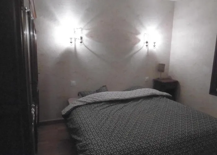 L'estagnole Estaing (Aveyron)